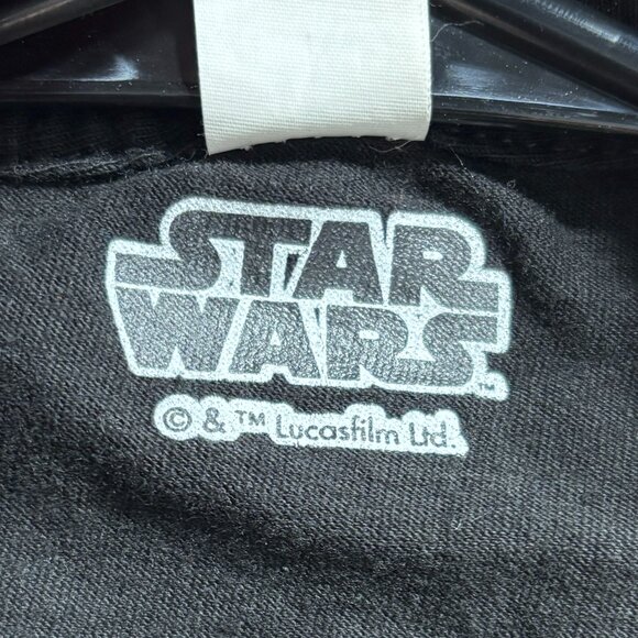 Star Wars The Mandalorian - Mandalorian Helmet Long-Sleeve Tee T-Shirt SZ Medium - Picture 2 of 4